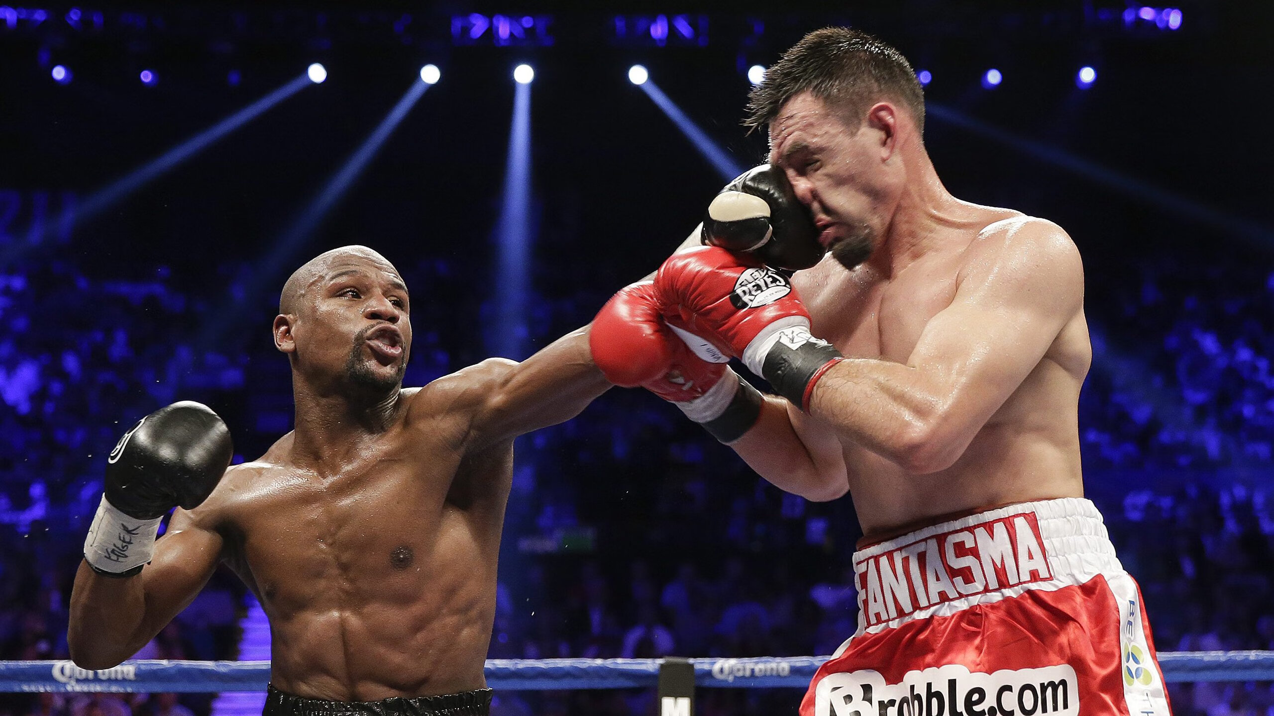 谁将笑到最后?欧洲足球冠军联赛半决赛胜者将逐鹿总决赛,欧洲杯足球赛半决赛