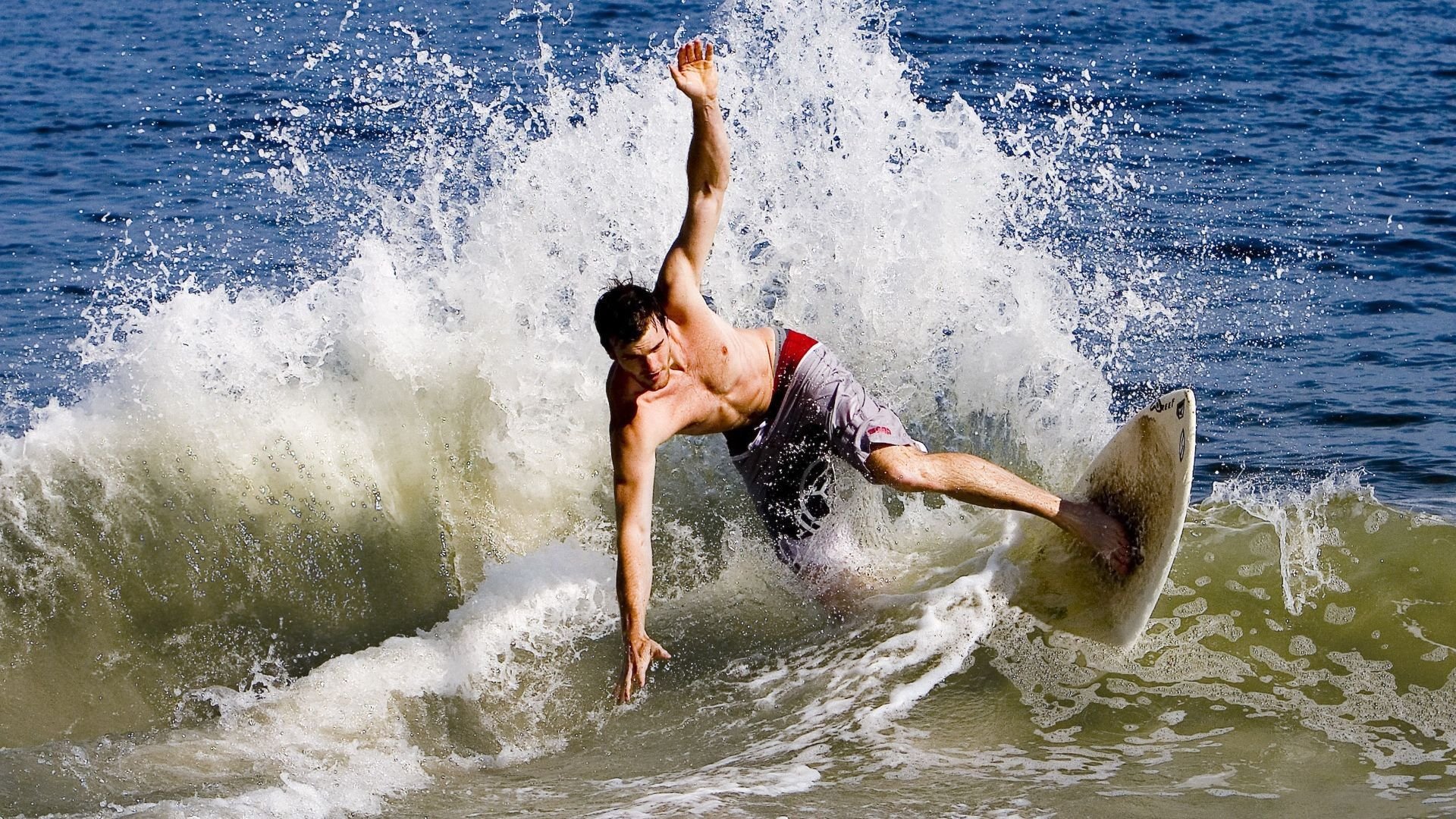 青少年“篮球+舞蹈”跨界表演在宁波引爆现场气氛,少儿篮球舞蹈