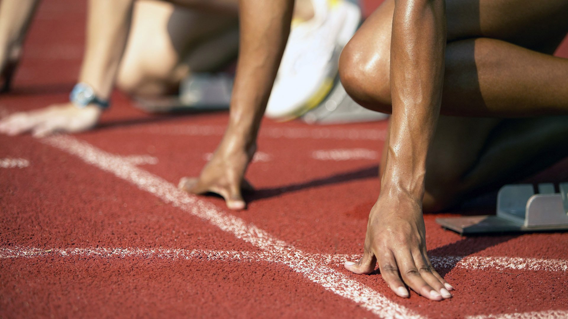 青年新锐挑战老牌劲旅,机会与挑战并存,新青年新挑战